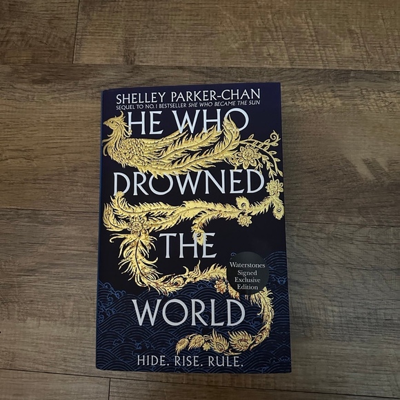 Waterstones|| He Who Drowned the World - Picture 1 of 2